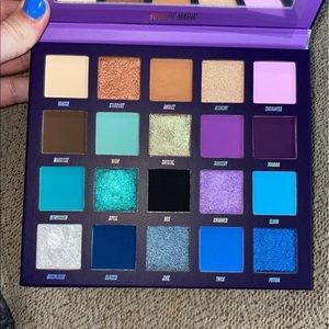 Beauty Bay book of magic palette